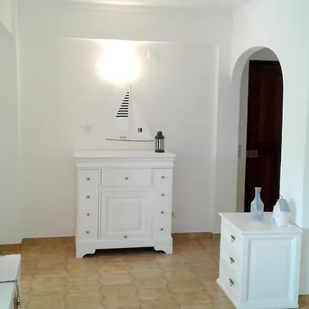With 2 Bedrooms In With Wonderful Sea View And Furnished Terrace 200 M From The Beach * Armação de Pêra