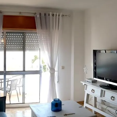 Apartamento With 2 Bedrooms In With Wonderful Sea View And Furnished Terrace 200 M From The Beach Armação de Pêra