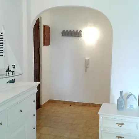 With 2 Bedrooms In With Wonderful Sea View And Furnished Terrace 200 M From The Beach Apartment *